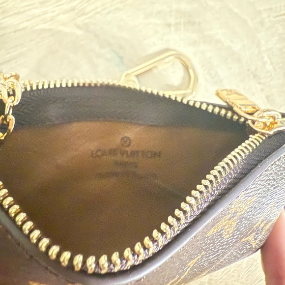 Key Chain Wallet Pouch - Picture 4 of 4